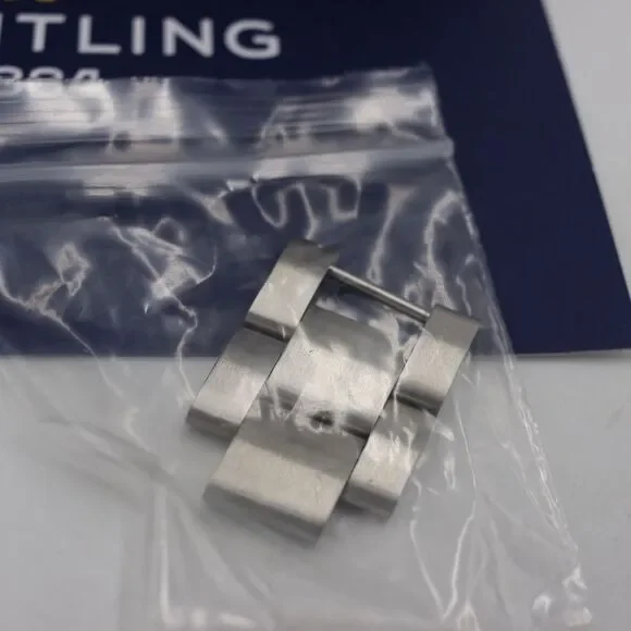 Breitling Avenger Chronograph 20MM Watch Extensions Pieces + Box & Booklet
